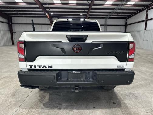 2024 Nissan Titan PRO-4X
