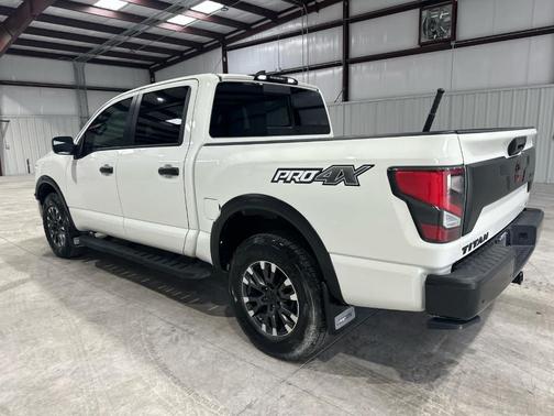 2024 Nissan Titan PRO-4X