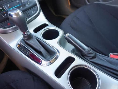 2015 Chevrolet Malibu 1LS