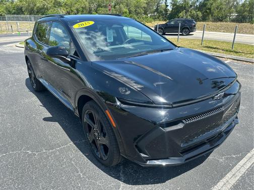 2025 Chevrolet Equinox EV RS