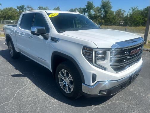 2024 GMC Sierra 1500 SLT