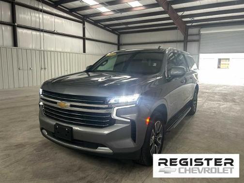 2022 Chevrolet Suburban LT