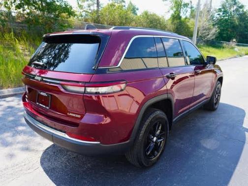 2023 Jeep Grand Cherokee Laredo