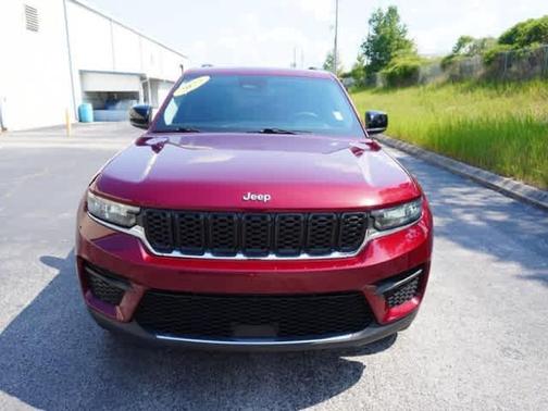 2023 Jeep Grand Cherokee Laredo