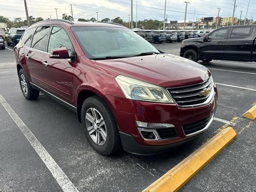 2017 Chevrolet Traverse 2LT