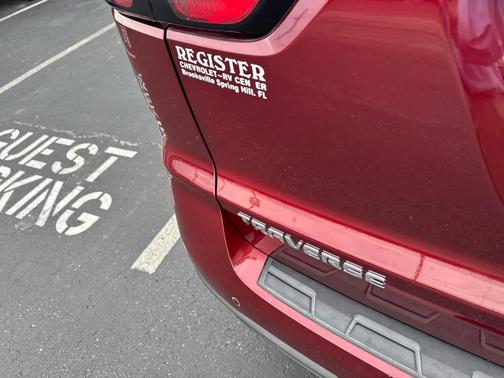 2017 Chevrolet Traverse 2LT