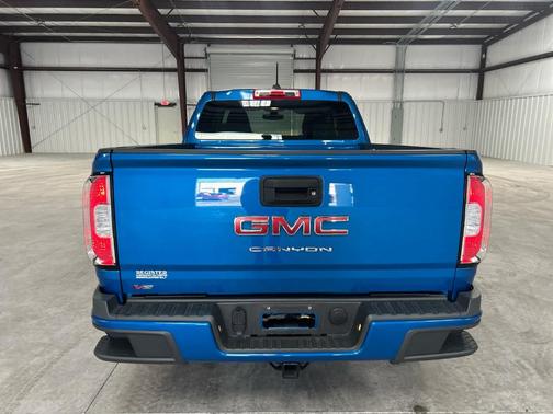 2022 GMC Canyon Elevation Standard