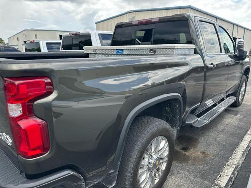 2023 Chevrolet Silverado 2500 High Country