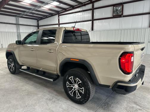 2023 GMC Canyon AT4