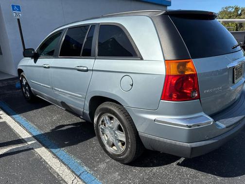 2006 Chrysler Pacifica Touring