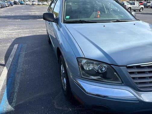2006 Chrysler Pacifica Touring