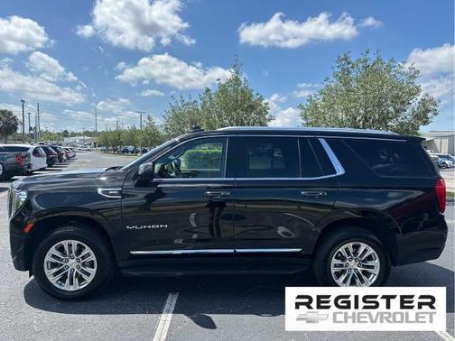 2023 GMC Yukon SLT