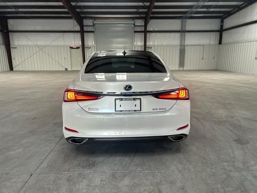 2019 Lexus ES 350 Luxury