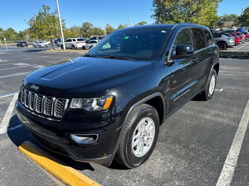 2019 Jeep Grand Cherokee Laredo