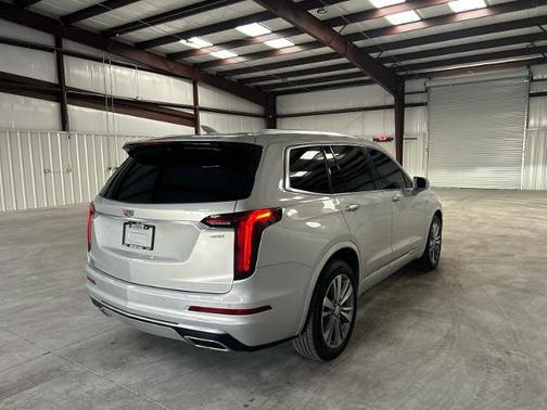 2020 Cadillac XT6 Premium Luxury FWD