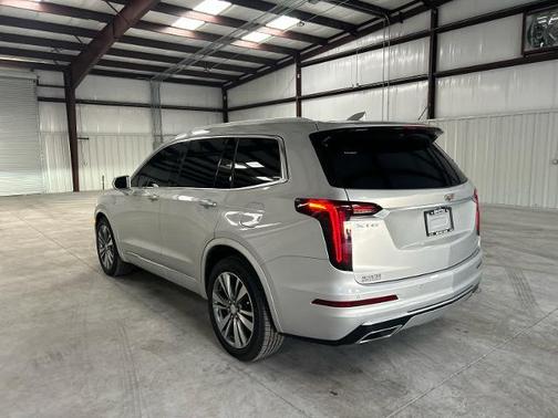 2020 Cadillac XT6 Premium Luxury FWD