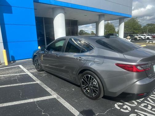 2025 Toyota Camry XLE