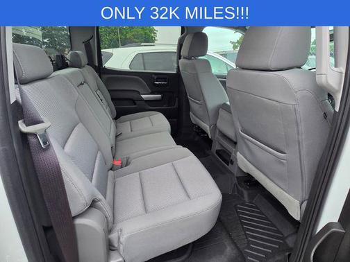 Summit White 2017 Chevrolet Silverado 1500 1LT