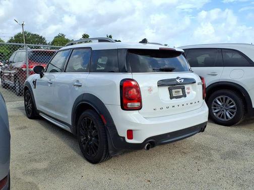 Light White 2018 MINI Countryman Cooper S