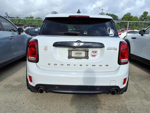 Light White 2018 MINI Countryman Cooper S