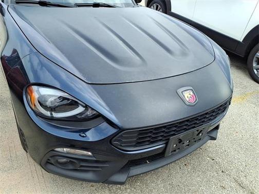 2019 FIAT 124 Spider Base