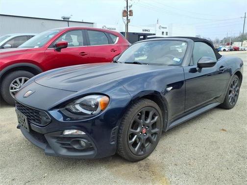 2019 FIAT 124 Spider Base