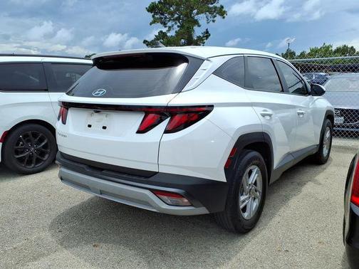 Serenity White Pearl 2025 Hyundai TUCSON SE