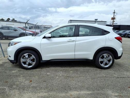 White Orchid Pearl 2018 Honda HR-V LX