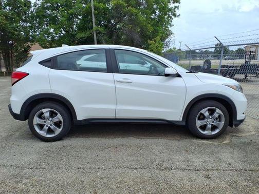 White Orchid Pearl 2018 Honda HR-V LX