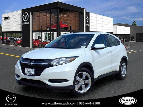 White Orchid Pearl 2018 Honda HR-V LX