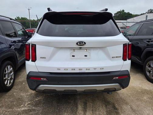 Glacial White Pearl 2021 Kia Sorento SX
