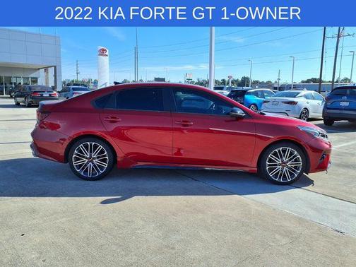 Currant Red 2022 Kia Forte GT
