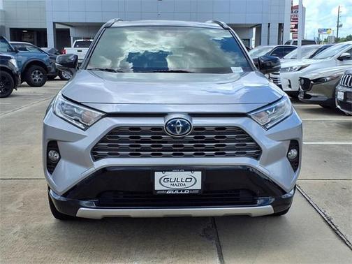 2021 Toyota RAV4 Hybrid SE