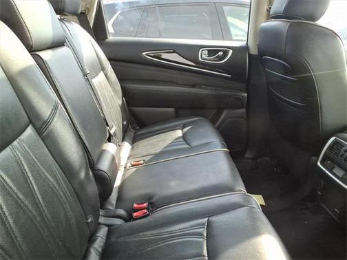 2017 INFINITI QX60 Base