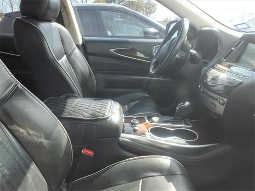 2017 INFINITI QX60 Base