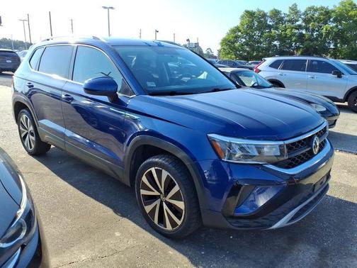 Blue 2022 Volkswagen Taos 1.5T SE