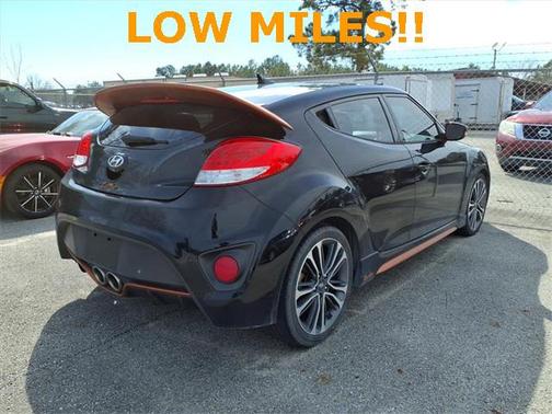 2017 Hyundai Veloster Turbo