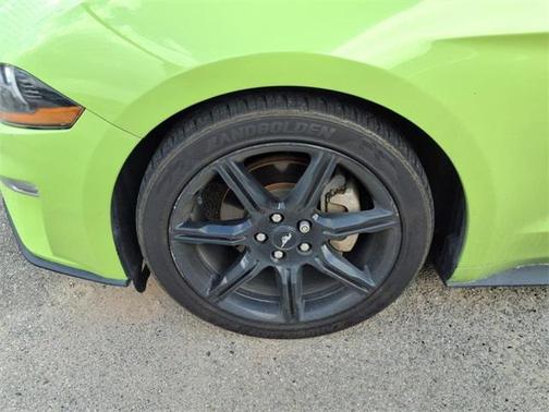 2020 Ford Mustang EcoBoost
