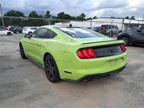 2020 Ford Mustang EcoBoost