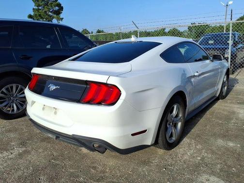 Oxford White 2021 Ford Mustang EcoBoost