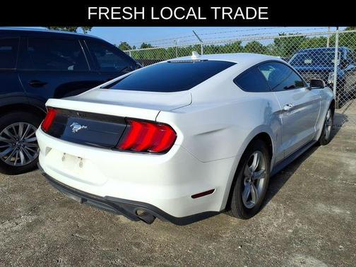 Oxford White 2021 Ford Mustang EcoBoost