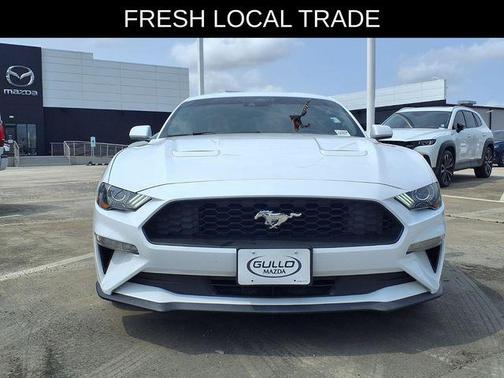 Oxford White 2021 Ford Mustang EcoBoost