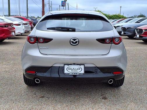 Platinum Quartz Metallic 2026 Mazda Mazda3 FWD w/Preferred Package