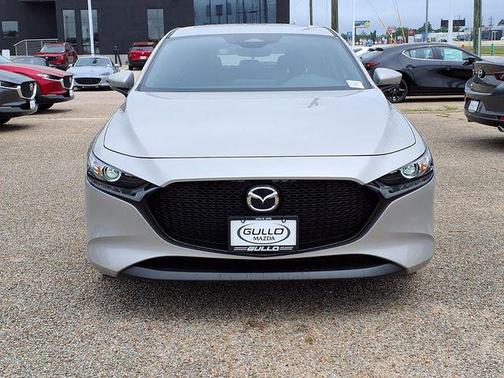 Platinum Quartz Metallic 2026 Mazda Mazda3 FWD w/Preferred Package