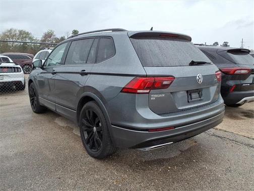 2021 Volkswagen Tiguan 2.0T SE R-Line Black