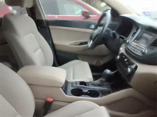 2017 Hyundai TUCSON Sport