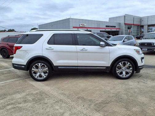 White Platinum 2019 Ford Explorer Limited