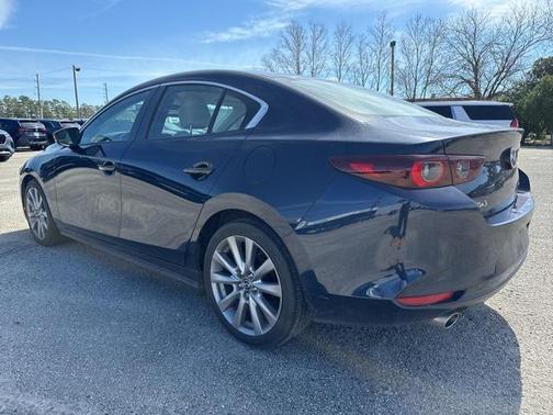 2023 Mazda Mazda3 FWD w/Preferred Package