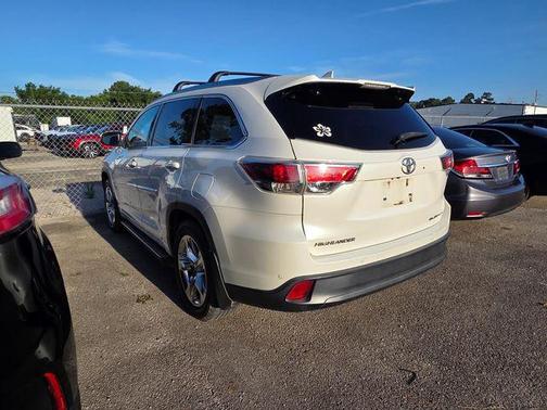 Blizzard Pearl 2015 Toyota Highlander Limited Platinum