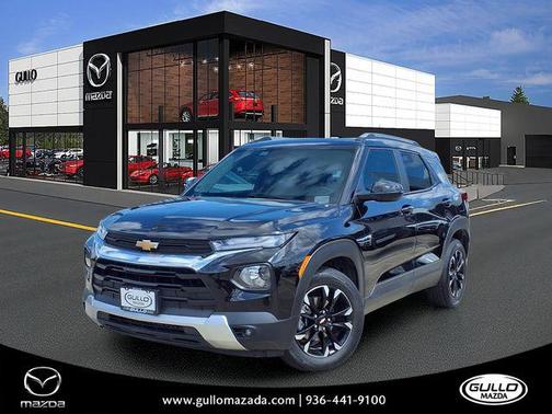 Mosaic Black Metallic 2023 Chevrolet Trailblazer LT